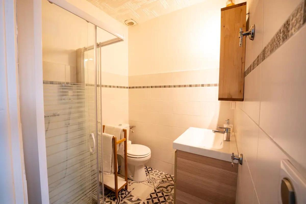 Appartement N2 Centre Village, Clim, Parking Gratuit Aigues-Mortes Exterior foto